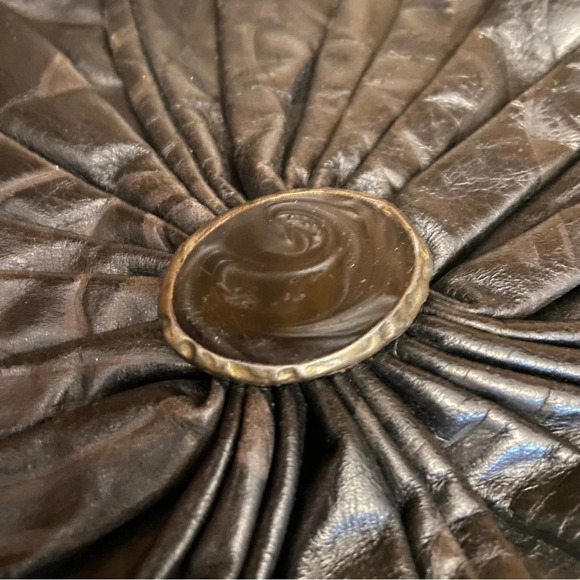 Vintage black women’s crossbody purse 1980’s - Picture 2 of 15